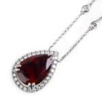 Naszyjnik w białym złocie z turmalinem