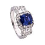 Pierścionek z białego złota z szafirem